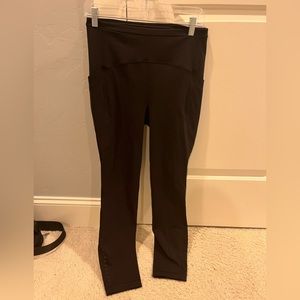 Lululemon size 8 Fast and Free High-Rise 25” in black